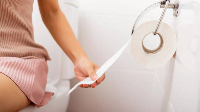 Harvard doctor recommends 5 fruits that can help relieve constipation