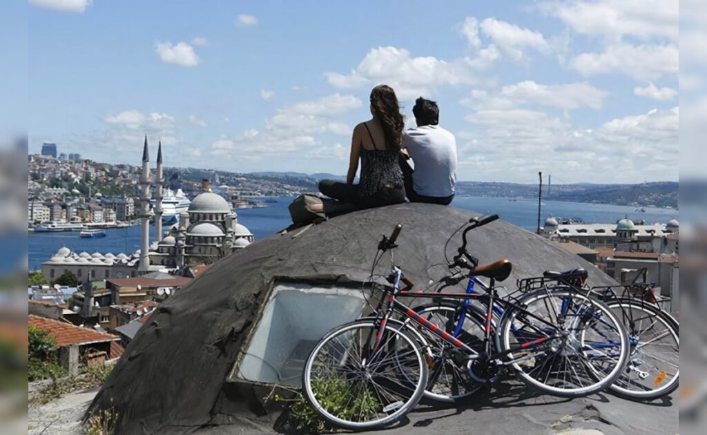 Film Body Appeals To Bollywood Producers