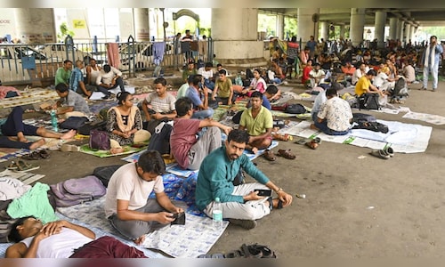 Jobless teachers’ protest outside Bengal education dept HQ continues for 4th straight day