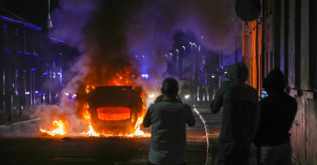 Anti-Immigrant Rioting Stretches Into Second Night in Northern Ireland