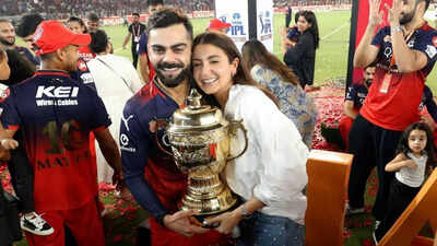 Virat Kohli proudly poses with Anushka Sharma and IPL trophy after RCB’s maiden win: ‘She stood by me, through thick and thin’ | Hindi Movie News