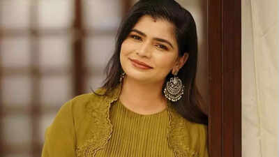 Chinmayi Sripada says she was anxious when ‘Muththa Mazhai’ from Thug Life audio launch went viral: ‘I cried in countless temples and walked outside pretending to be a brave woman’ | Tamil Movie News