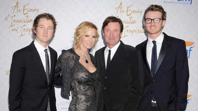 Wayne Gretzky revealed what truly mattered to him after making NHL history | NHL News