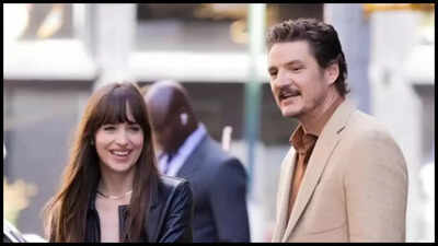 Dakota Johnson reveals why Pedro Pascal steals her clothes: “He’s like always underdressed…” |