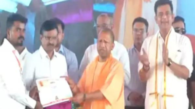 ‘Give special attention to cleanliness’: Yogi Adityanath instructs Gorakhpur corporators | India News