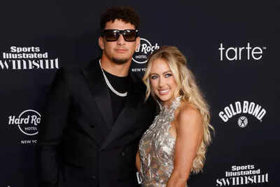 NFL power couple Patrick and Brittany Mahomes cheer on Texas Tech at 2025 Women’s College World Series | NFL News