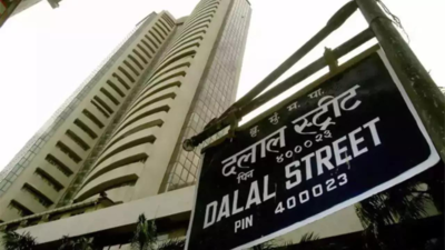 Sensex up 747 pts on ‘jumbo’ rate cut, eco growth thrust