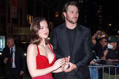 ‘Queen of Buffalo’ Hailee Steinfeld finally shares exclusive wedding photo with Josh Allen, revealing gorgeous rings | NFL News