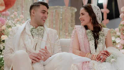 Bride Shazahn Padamsee ditched red for this pastel wedding lehenga and we can’t stop admiring it