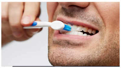 What is the right time to brush your teeth: The answer is a surprise