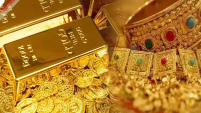 Gold rate today: Gold surges Rs 820 per 10 grams on safe-haven demand; silver holds flat as traders await US inflation data