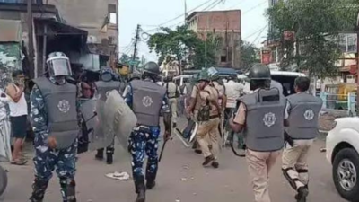 Maheshtala clash: Cops hurt, govt vehicles set afire in West Bengal violence | Kolkata News