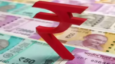 Currency watch: Rupee closes flat at 85.52 vs dollar, equities crash and oil spike limit gains