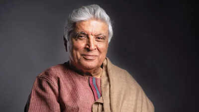 Javed Akhtar compares alcohol with religion: ‘People never stop at two pegs, dharm mein bhi bas thoda sa nahi rehta’ | Hindi Movie News