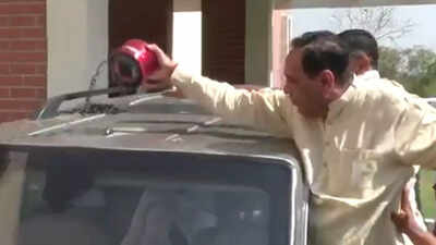 No red beacon, no frills: Old video of former Gujarat CM Vijay Rupani resurfaces – watch | Ahmedabad News