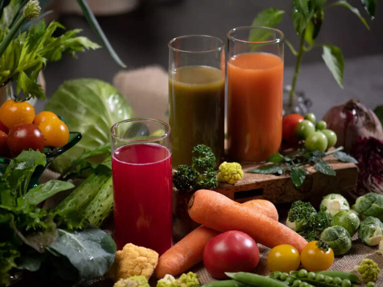 7 vegetable juices that help treat different health issues