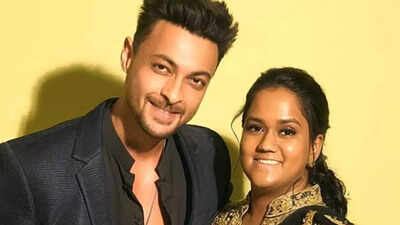 When Aayush Sharma laughed off divorce rumours with Arpita Khan- “I came back home and asked her!” | Hindi Movie News