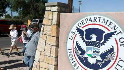 Noem curbs ICE access: DHS rules limit lawmakers’ visits; Democrats accuse Trump of hiding abuses