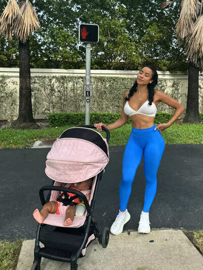 Tyreek Hill’s estranged wife Keeta Vaccaro writes summer with Capri, tennis and solo reset | NFL News