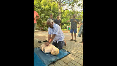 B’luru apartment complexes train residents on CPR techniques | Bengaluru News