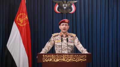 ‘If US joins Israel against Iran … ‘: Houthis’ stark warning to American vessels in Red Sea- video