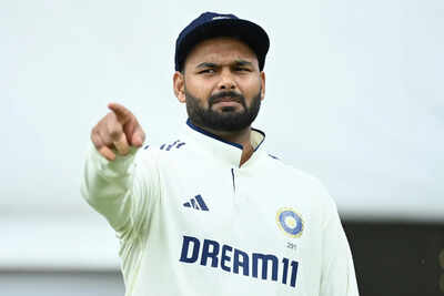 ‘Suja diya maar maar ke!’ Rishabh Pant’s hilarious stump mic moment goes viral – Watch | Cricket News