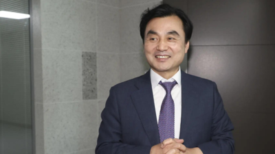 President Lee picks South Korea’s first civilian defence chief in 64 years