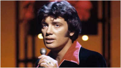 Ronnie McDowell rushed to hospital after medical issue | English Movie News