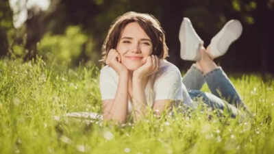 What is ‘adult tummy time’? An effective technique to relieve neck and back pain |