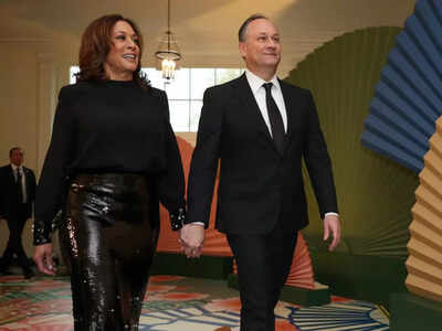 Doug Emhoff, husband of Kamala Harris, charts a career in law, politics, and public service with his road back to USC