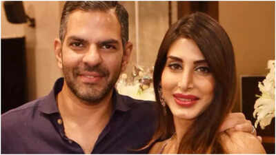 Sunjay Kapur’s wife Priya Sachdev Kapur opens up about painful first marriage with Vikram Chatwal: ‘My ex in-laws apologised to me’ | Hindi Movie News