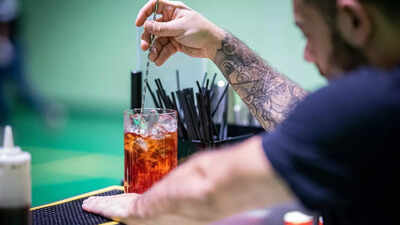 Beer before liquor? How mixing alcoholic drinks affects your body |