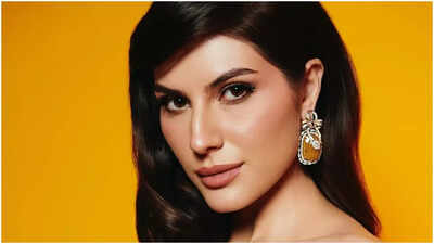 Elnaaz Norouzi reveals heartbreaking betrayal by her partner: ‘For those 4 years, he was also with my best friend’ | Hindi Movie News