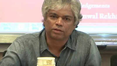 Prakash Belawadi says a leading production house in Kannada made strangers defecate in his vanity van for not compromising on remuneration: ‘Four of them threw meat everywhere’ | Kannada Movie News