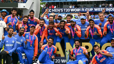 ‘Ek hi format se liya h bas’: Ravindra Jadeja’s perfect reply as teammates tease him at WC anniversary party – Watch | Cricket News