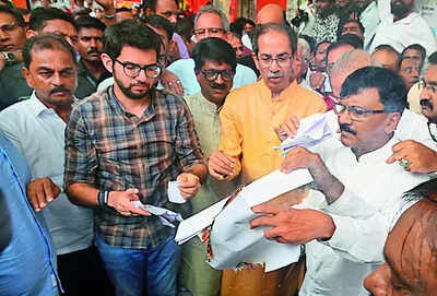 Maharashtra withdraws Hindi language orders in schools after backlash, forms review panel