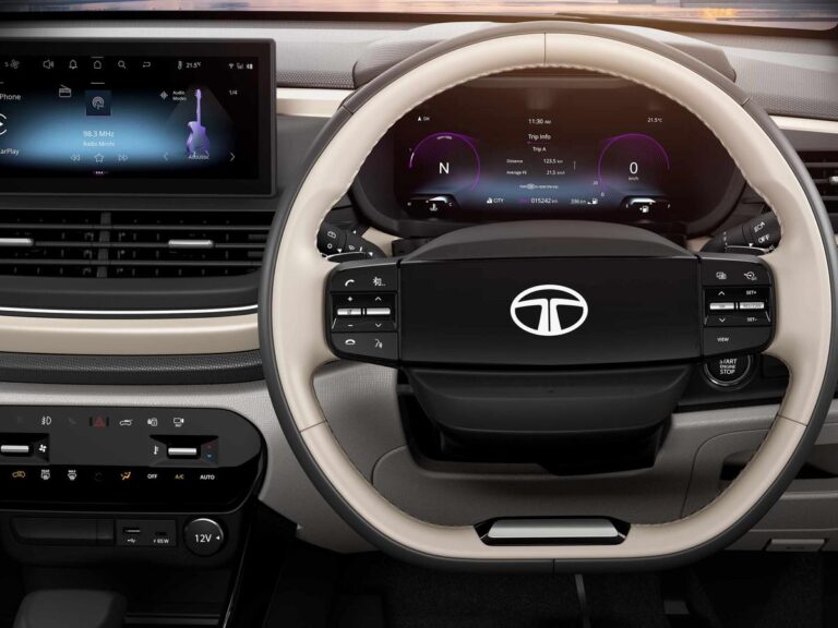 2025 Tata Altroz Facelift review: Focused on comfort, utility, and diesel ficiency