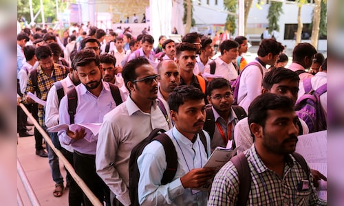 Govt moves to stop candidates bouncing between bank jobs