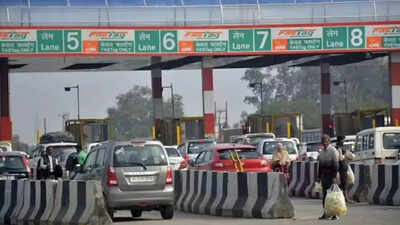 Rs 3,000 annual FASTag for cars from this date: How many journeys you can do