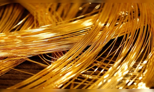 Gold eyes best week since 2020 amid global uncertainty