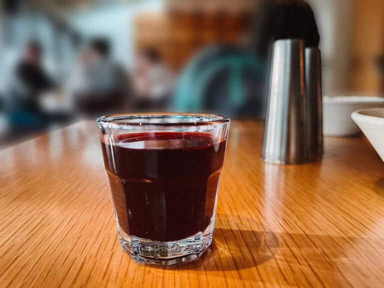 7 reasons to have beetroot shots in the morning and how to make it