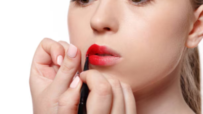 Lip Tints vs. Lipsticks: What works best in summer? |