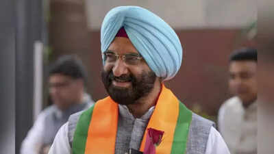 ‘Put it on hold’: Delhi government pushes back on fuel ban for older vehicles; writes to pollution control body | India News