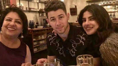 Priyanka Chopra recalls awkward first meeting between Nick Jonas and her mom Madhu Chopra at 1 am: ‘I thought I’ve been friend-zoned’ | Hindi Movie News