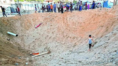 Israeli strike kills 20 in Gaza; Trump says expects Hamas reply to truce proposal soon