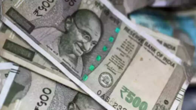 Devotee picks up Rs 2 from TN temple premises, puts Rs 10,000 in hundial 55 years later | Chennai News