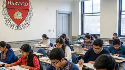 Harvard students push back as over 200 sign open letter against demands from Trump administration