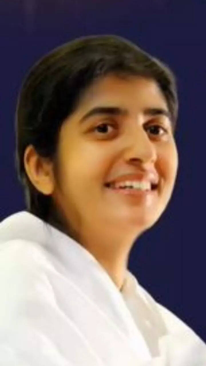 10 wise quotes by Sister Shivani on love and life