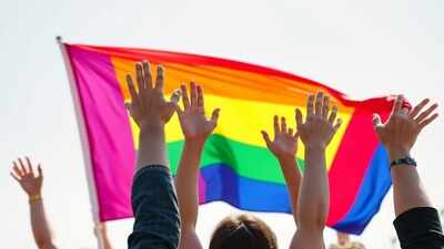 Ukraine: Discrimination and hope drive LGBTQ+ soldiers