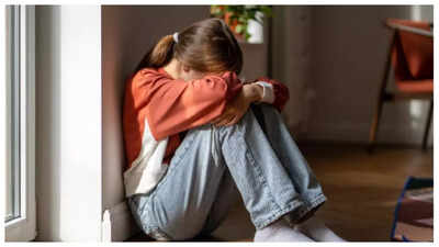 Smartphone overuse leads to anxiety in kids: Here is how to monitor screen time |